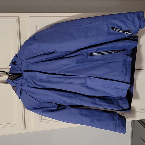 Winter coat - Picture 1 of 15